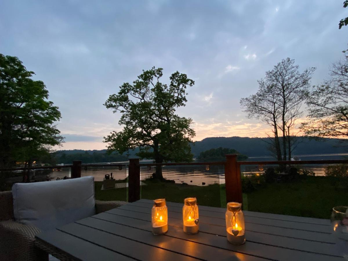Loubi'S Lakeside Lodge Windermere Exterior photo